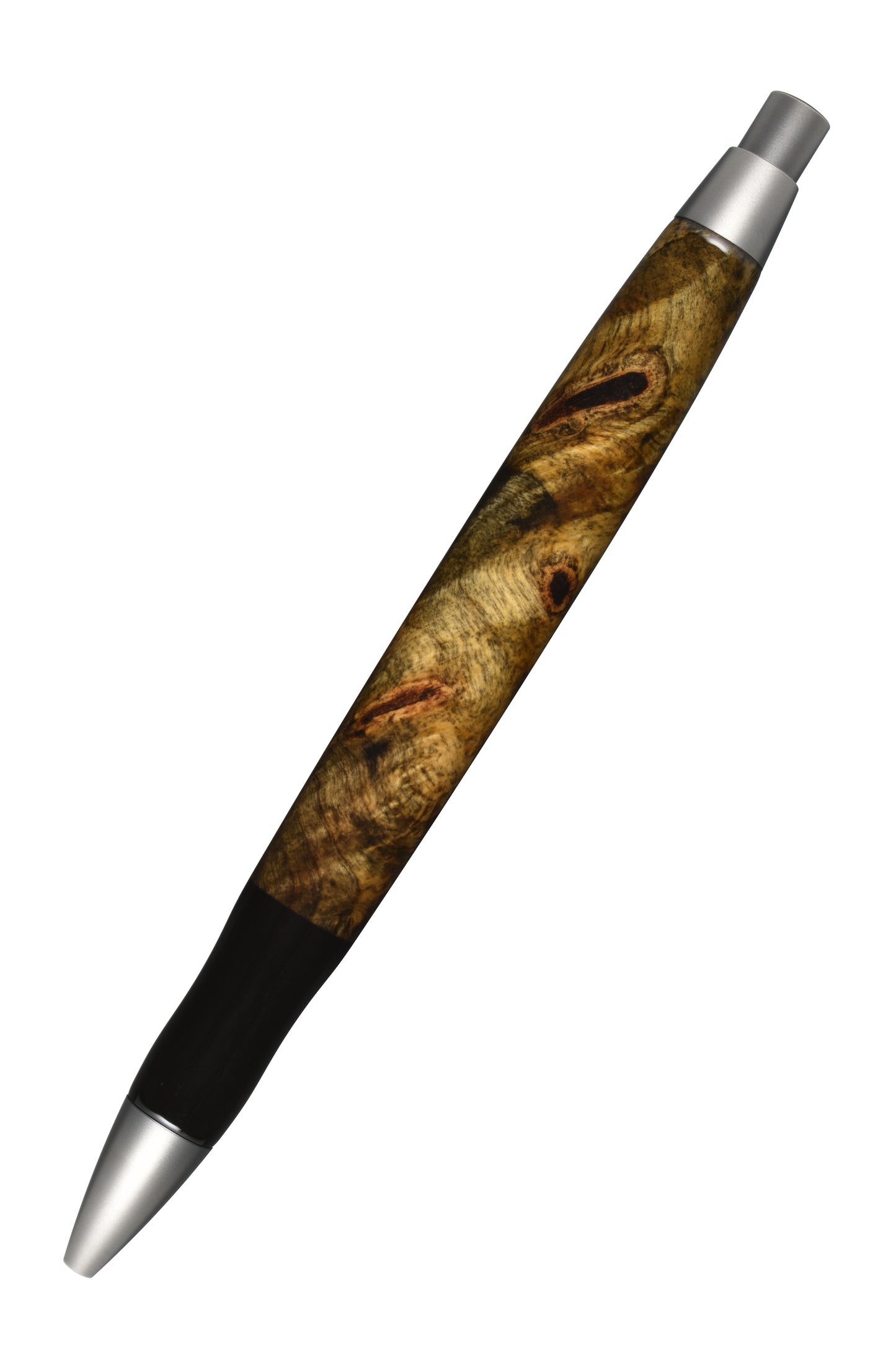 Ansicht von hinten: "EDELGRAF CLASSIC Kugelschreiber aus Buckeye Maser, schräg dargestellt, Spitze unten links, Drücker oben rechts, auf weißem Hintergrund – Rückansicht, Seriennummer 01/0040