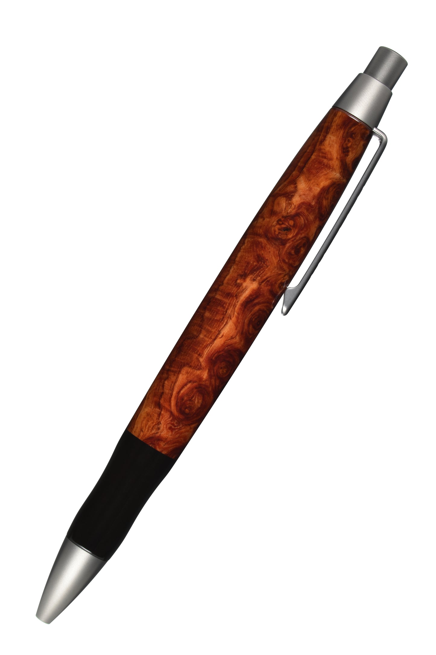 EDELGRAF CLASSIC Kugelschreiber aus Amboina Maser, schräg dargestellt, Spitze unten links, Drücker oben rechts, auf weißem Hintergrund – rechte Seitenansicht, Seriennummer 01/0099