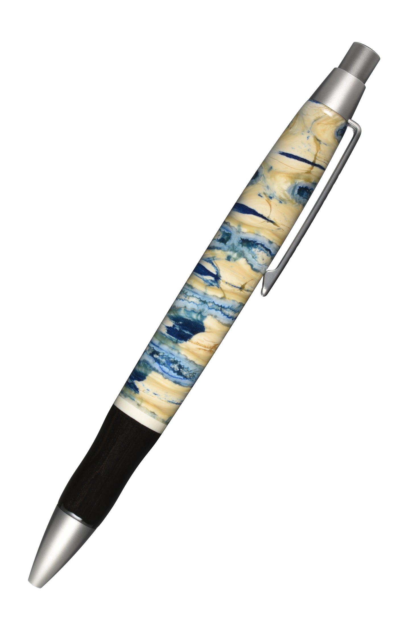EDELGRAF ICEAGE Kugelschreiber in Beige Blau, schräg dargestellt, Spitze unten links, Drücker oben rechts, auf weißem Hintergrund – rechte Seitenansicht, Seriennummer 02/0008